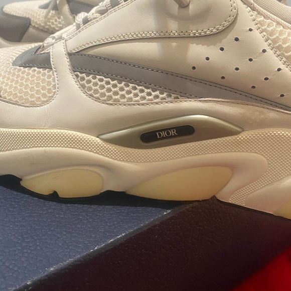 PREOWNED MEN DIOR SNEAKERS - Picture 7 of 11